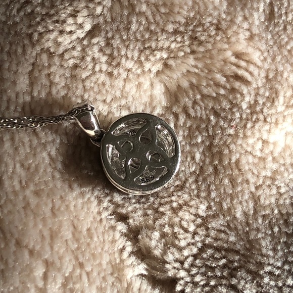 NWOT Sterling Diamond Halo Pendant With Chain - Picture 4 of 5